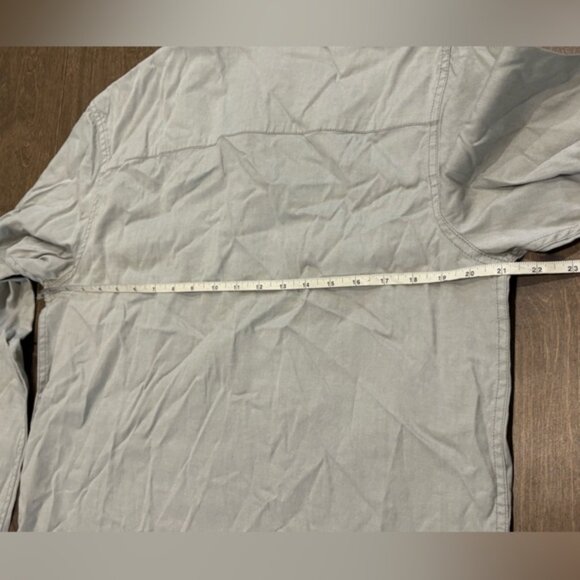 Bench Men's Light Gray Long Sleeve Collared Casual Button Up Shirt, Size Medium - Picture 5 of 6